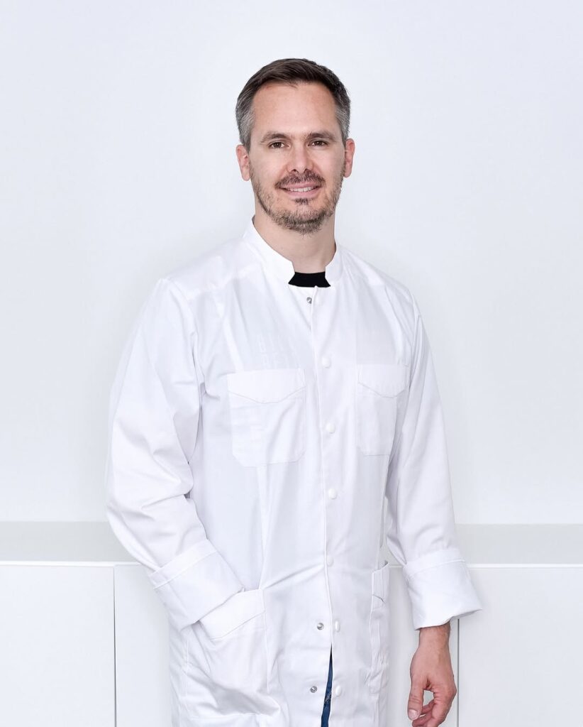 Ville Männistö performing Botox treatments at Salonki Henrieta in Forssa